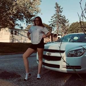 Meet your Posher, Hailey